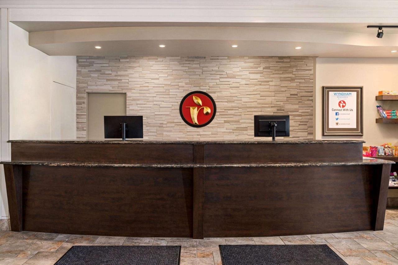 Ramada By Wyndham Cornwall Exterior photo